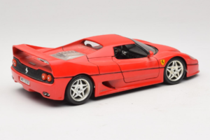 Ferrari F50 Coupe Sarkans Bburago 1:18 3382 Metāls — attēls 3 no 8