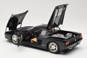 Ferrari F512M Melns Hot Wheels 1:18 23922 Metāls — attēls 5 no 8
