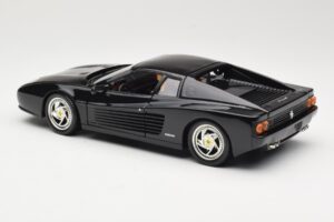 Ferrari F512M Melns Hot Wheels 1:18 23922 Metāls — attēls 7 no 8
