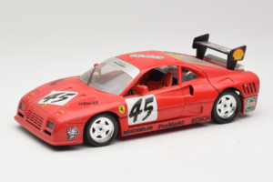 Ferrari 288 GTO Evoluzione #45 Sarkans Revell 1:18 48820 Metāls