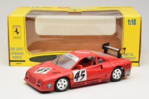 Ferrari 288 GTO Evoluzione #45 Sarkans Revell 1:18 48820 Metāls — attēls 8 no 8
