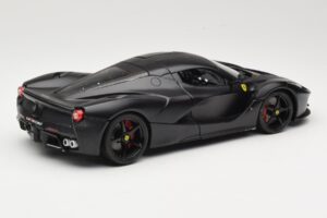 Ferrari LaFerrari F150 Matte Black Bburago 1:18 18-16901BK Metāls — attēls 3 no 8