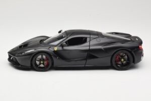 Ferrari LaFerrari F150 Matte Black Bburago 1:18 18-16901BK Metāls — attēls 4 no 8
