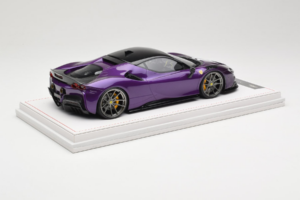 Ferrari SF90 Stradale Novitec Purple Metallic IVY 1:18 REMC021 Sveķi — attēls 3 no 7