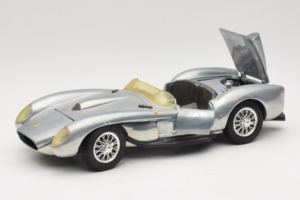 Ferrari Testa Rossa Chrome Silver Hot Wheels 1:18 25737 Metāls — attēls 2 no 8