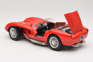 Ferrari 250 Testa Rossa Sarkans Bburago 1:18 3007-P2 Metāls — attēls 5 no 8