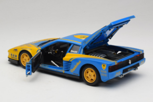 Ferrari Testarossa Bburago 1:18 7019 Metāls — attēls 5 no 8