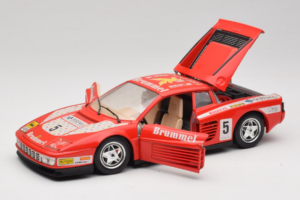 Ferrari Testarossa Brummel #5 Sarkans 1984 Bburago 1:18 3004-P1 Metāls — attēls 2 no 8