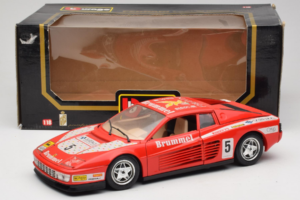 Ferrari Testarossa Brummel #5 Sarkans 1984 Bburago 1:18 3004-P1 Metāls — attēls 8 no 8