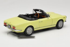 Fiat 124 Spider BS1 Dzeltens Sun Star 1:18 4921 Metāls — attēls 3 no 8