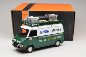Fiat 242 Alitalia Rally Team Assistance With Trailer 1978 IXO 1:18 18CMC027WX Metāls — attēls 7 no 7