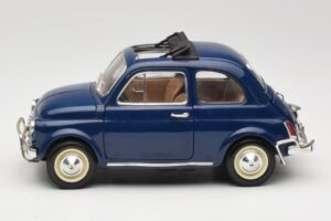 Fiat 500 L Zils Bburago 1:18 3327 Metāls — attēls 4 no 8