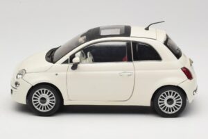 Fiat 500 Balts Mondo Motors 1:18 500291 Metāls — attēls 4 no 8