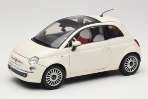 Fiat 500 Balts Mondo Motors 1:18 500291 Metāls