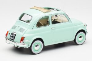 Fiat 500L Pasteļ Zils Norev 1:18 187777 Metāls — attēls 2 no 6