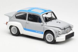 Fiat Abarth 1000 TCR Matēts Pelēks Zilas Svītras AUTOart 1:18 72642 Metāls — attēls 6 no 8