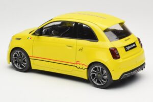Abarth 500e Dzeltens IXO 1:18 MCG18498 Metāls — attēls 5 no 6