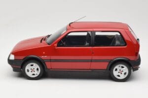 Fiat Uno Turbo IE Rosso Racing Otto 1:18 OT487 Sveķi — attēls 3 no 6
