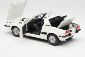 Fiat X1/9 Balts Minichamps 1:18 100121685 Metāls — attēls 5 no 8