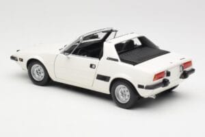 Fiat X1/9 Balts Minichamps 1:18 100121685 Metāls — attēls 7 no 8