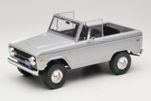 Ford Bronco Speed Movie GreenLight 1:18 19074 Metāls — attēls 2 no 7