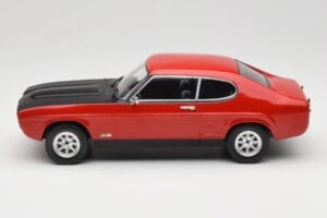 Ford Capri Mk1 RS 2600 Sarkans ar Melnu Motora Pārsegu MCG 1:18 MCG18538 Metāls — attēls 3 no 6