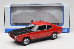 Ford Capri Mk1 RS 2600 Sarkans ar Melnu Motora Pārsegu MCG 1:18 MCG18538 Metāls — attēls 6 no 6