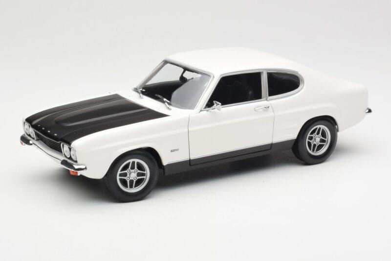 Ford Capri Mk1 RS 2600 Balts Melns Minichamps 1:18 150089078 Metāls