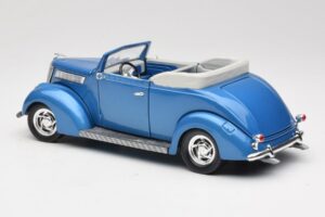 Ford Kabriolets Zils Road Signature 1:18 92238 Metāls — attēls 7 no 8