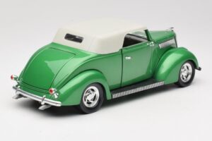 Ford Kabriolets Zaļš Road Signature 1:18 92239 Metāls — attēls 3 no 8