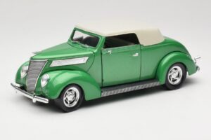 Ford Kabriolets Zaļš Road Signature 1:18 92239 Metāls
