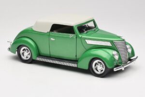 Ford Kabriolets Zaļš Road Signature 1:18 92239 Metāls — attēls 6 no 8