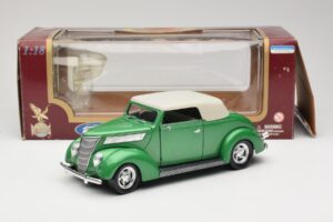 Ford Kabriolets Zaļš Road Signature 1:18 92239 Metāls — attēls 8 no 8