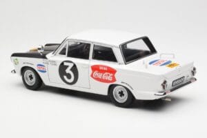 Ford Cortina Mk1 #3 P. Hughes / B. Young African Safari Rally 1964 AUTOart 1:18 86428 Metāls — attēls 7 no 8