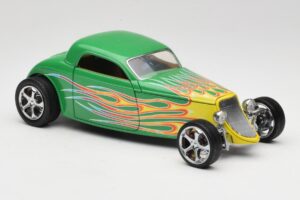 Ford Coupe Zaļš ar Uguni Road Signature 1:18 30109 Metāls — attēls 6 no 8