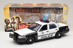 Ford Crown Victoria Police Interceptor The Hangover Movie Greenlight 1:18 12911 Metāls — attēls 6 no 6