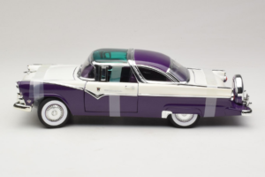 Ford Crown Victoria Balts Violets Road Signature 1:18 92138-P1 Metāls — attēls 3 no 6