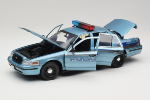 Ford Crown Victoria Police Cruiser Twilight Blue Greenlight 1:18 01643 Metāls — attēls 2 no 8