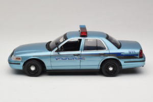 Ford Crown Victoria Police Cruiser Twilight Blue Greenlight 1:18 01643 Metāls — attēls 4 no 8