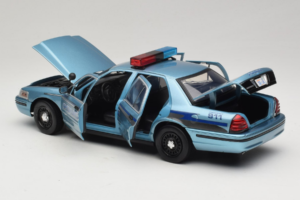 Ford Crown Victoria Police Cruiser Twilight Blue Greenlight 1:18 01643 Metāls — attēls 5 no 8