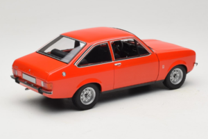 Ford Escort Mk2 Oranžs Minichamps 1:18 150085100 Metāls — attēls 3 no 8