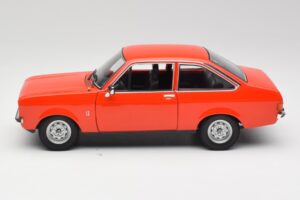 Ford Escort Mk2 Signal Orange Minichamps 1:18 150084100 Metāls — attēls 4 no 8