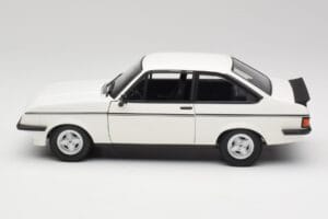 Ford Escort Mk2 RS 2000 LHD Balts Minichamps 1:18 150084300 Metāls — attēls 4 no 8