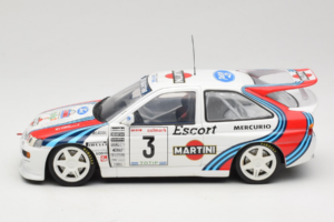 Ford Escort RS Cosworth Martini #3 1000 Miglia 1995 UT Models 1:18 39550 Metāls — attēls 4 no 8