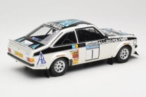 Ford Escort Mk2 RS 1800 #1 T. Mäkinen / H. Liddon Allied Polymer Group Winners Lombard RAC Rally 1975 Minichamps 1:18 1557587 — attēls 2 no 6