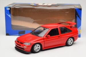 Ford Escort Mk5 RS Cosworth Sarkans UT Models 1:18 180082102 Metāls — attēls 8 no 8