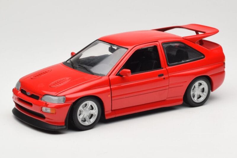 Ford Escort Mk5 RS Cosworth Sarkans UT Models 1:18 180082102 Metāls