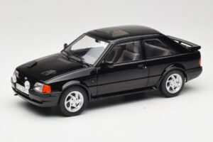 Ford Escort Mk4 RS Turbo S2 Melns MCG 1:18 MCG18546 Metāls
