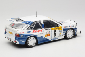 Ford Escort RS Cosworth Mobil 1 #6 F. Delecour / D. Grataloup Rally Monte Carlo Night Version Winner 1994 UT Models 1:18 3945 — attēls 3 no 8