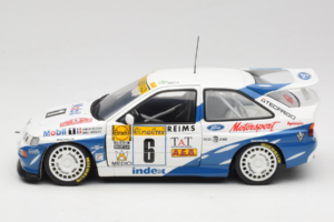 Ford Escort RS Cosworth Mobil 1 #6 F. Delecour / D. Grataloup Rally Monte Carlo Winner 1994 UT Models 1:18 180948106 Metāls — attēls 4 no 8